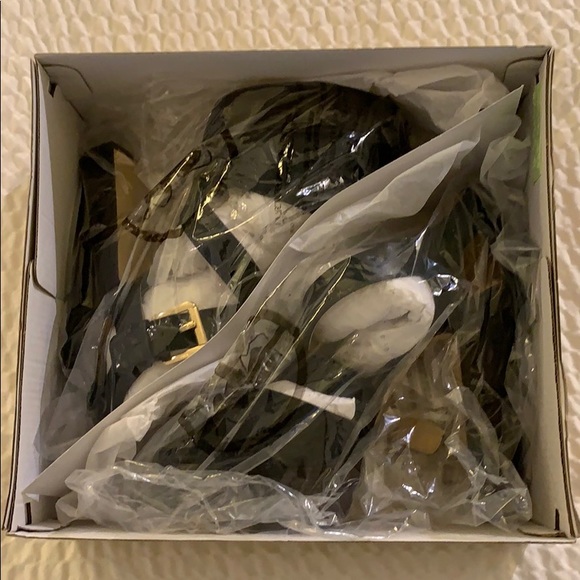 Michael Kors Sandal Pump - Picture 2 of 2